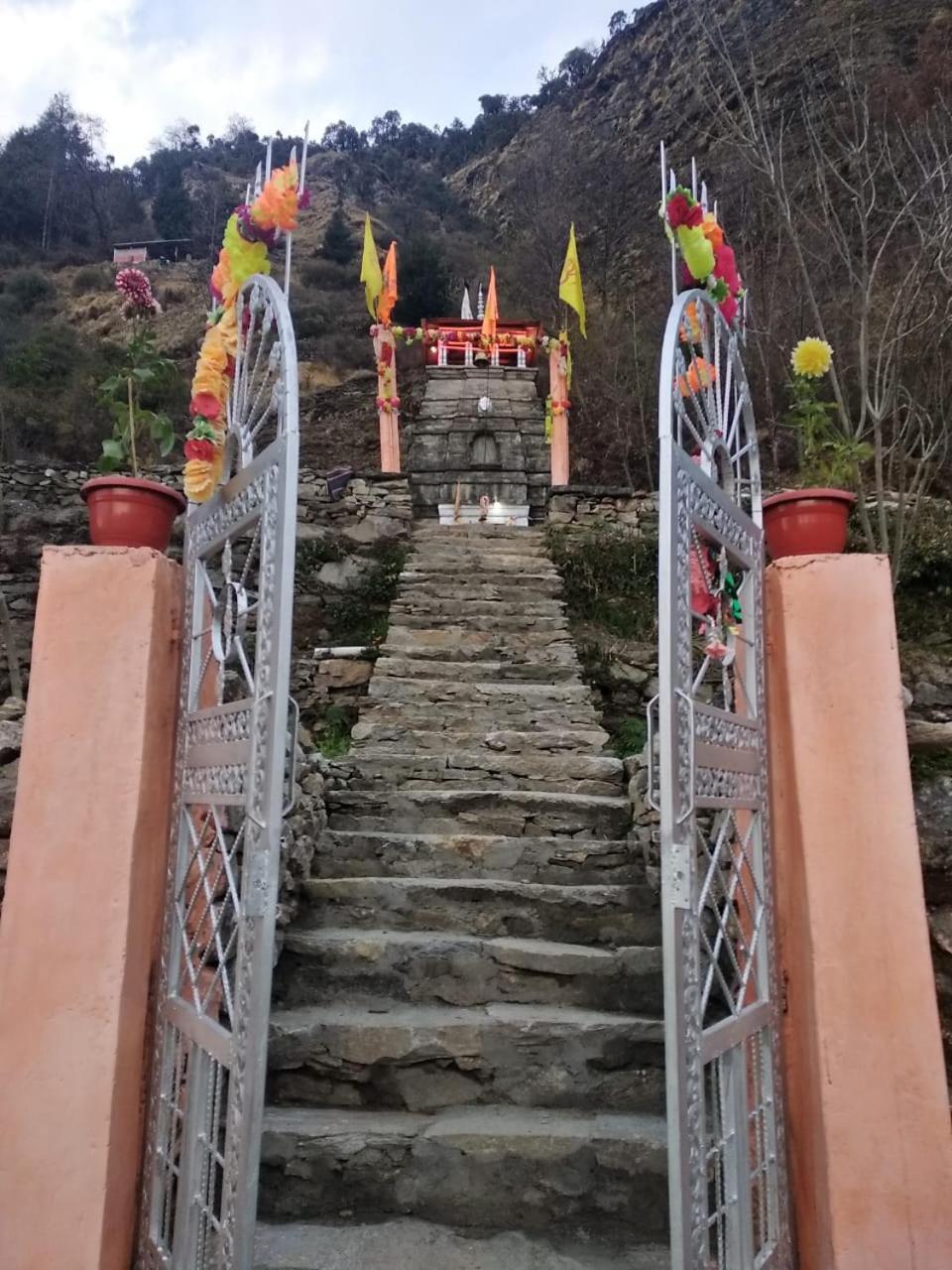 Chandarshila Hike Homestay Ukhimath Exterior foto